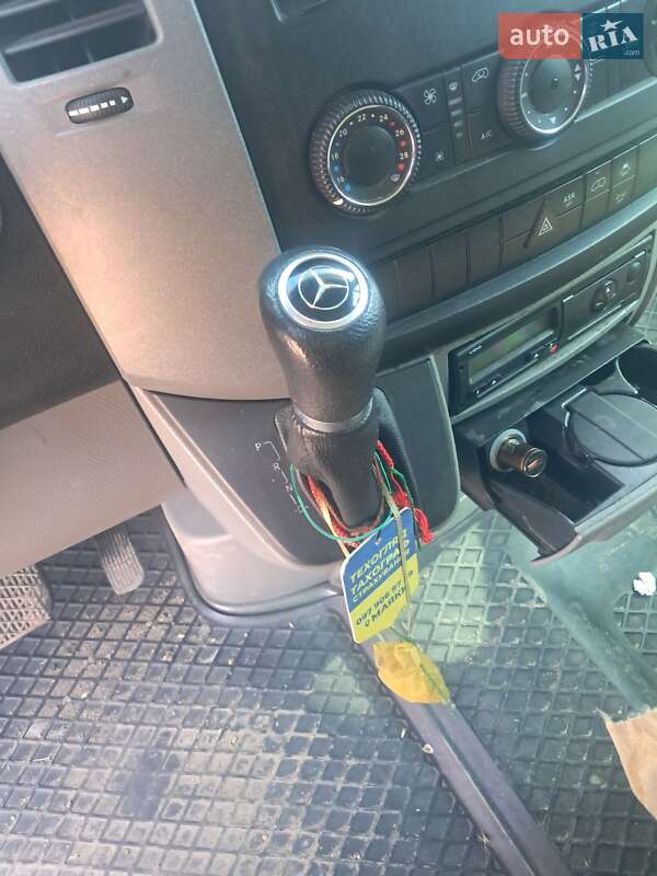 Тентованый Mercedes-Benz Sprinter 2015 в 