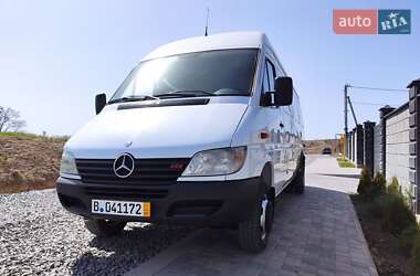 Вантажний фургон Mercedes-Benz Sprinter 2004 в Рівному