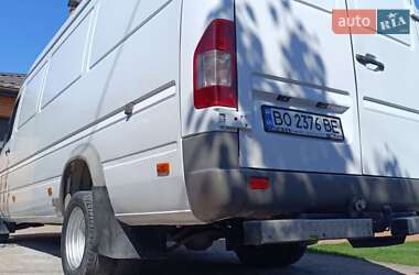Грузовой фургон Mercedes-Benz Sprinter 2005 в 