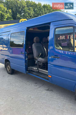 Микроавтобус Mercedes-Benz Sprinter 2004 в 