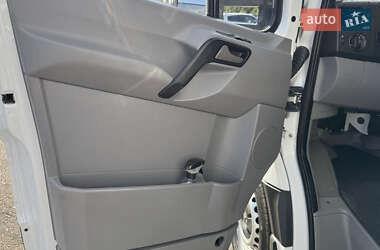 Грузовой фургон Mercedes-Benz Sprinter 2016 в 