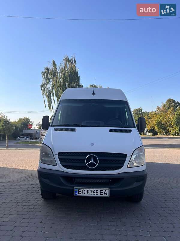 Грузовой фургон Mercedes-Benz Sprinter 2011 в Тернополе