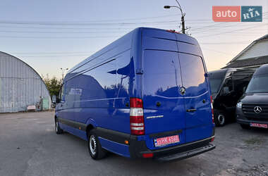 Грузовой фургон Mercedes-Benz Sprinter 2018 в 