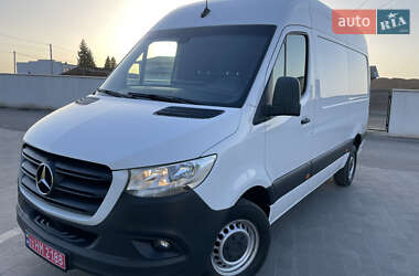 Грузовой фургон Mercedes-Benz Sprinter 2020 в 