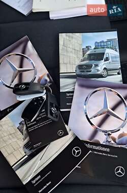 Вантажний фургон Mercedes-Benz Sprinter 2022 в 