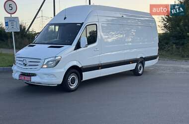 Грузовой фургон Mercedes-Benz Sprinter 2017 в 