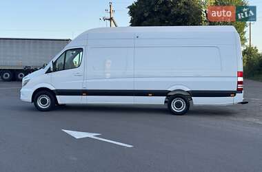 Грузовой фургон Mercedes-Benz Sprinter 2017 в 