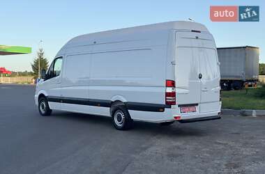 Грузовой фургон Mercedes-Benz Sprinter 2017 в 