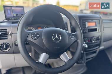 Грузовой фургон Mercedes-Benz Sprinter 2017 в 
