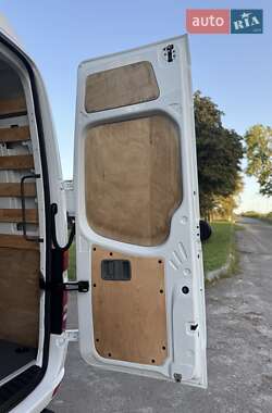 Грузовой фургон Mercedes-Benz Sprinter 2017 в 