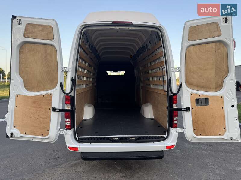 Грузовой фургон Mercedes-Benz Sprinter 2017 в Дубно