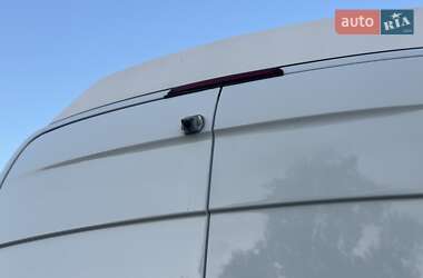 Грузовой фургон Mercedes-Benz Sprinter 2017 в 