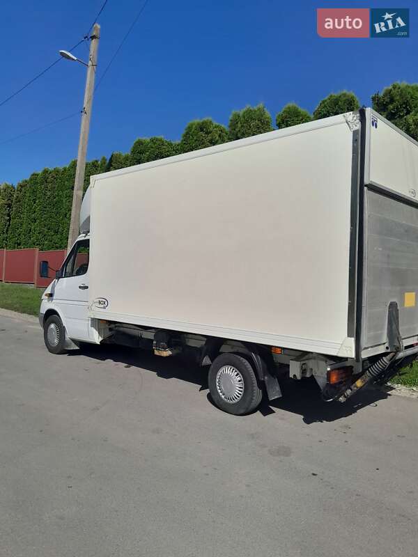 Вантажний фургон Mercedes-Benz Sprinter 2005 в Тернополі фото 7 Вантажний фургон Mercedes-Benz Sprinter 2005 в Тернополі