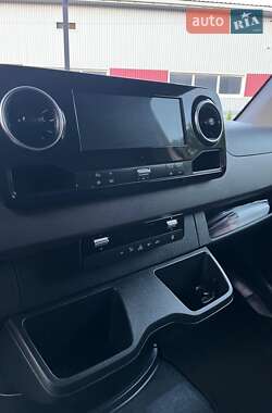 Грузовой фургон Mercedes-Benz Sprinter 2018 в 