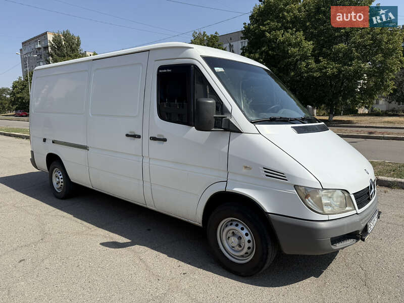 Грузовой фургон Mercedes-Benz Sprinter 2005 в Первомайске