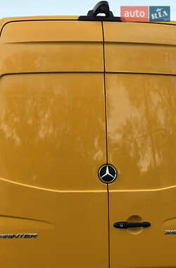 Грузовой фургон Mercedes-Benz Sprinter 2014 в 