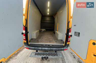 Грузовой фургон Mercedes-Benz Sprinter 2014 в 