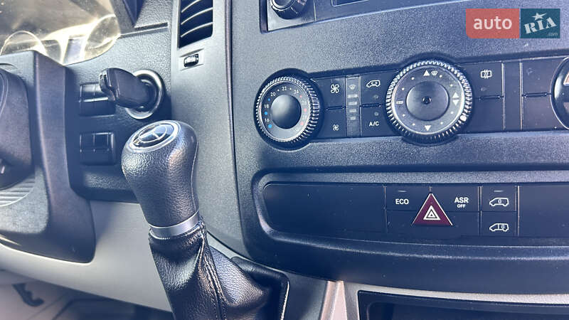 Грузовой фургон Mercedes-Benz Sprinter 2016 в Борисполе