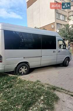 Микроавтобус Mercedes-Benz Sprinter 2004 в 