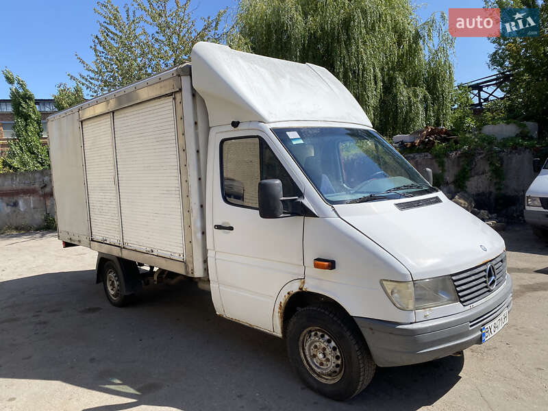Грузовой фургон Mercedes-Benz Sprinter 1996 в Виннице