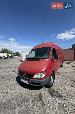 Грузовой фургон Mercedes-Benz Sprinter 2005 в 