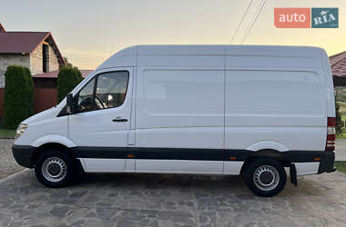 Грузовой фургон Mercedes-Benz Sprinter 2013 в 