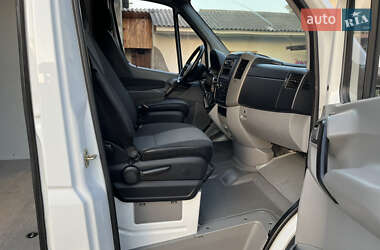 Грузовой фургон Mercedes-Benz Sprinter 2013 в 