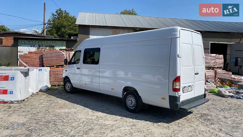 Mercedes-Benz Sprinter 2005