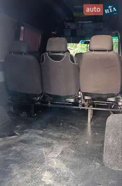 Грузопассажирский фургон Mercedes-Benz Sprinter 2002 в 