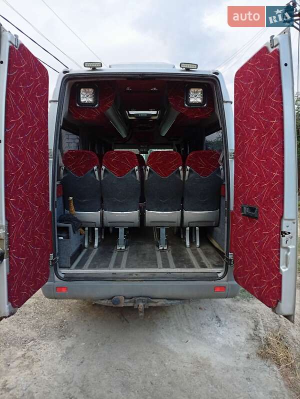 Микроавтобус Mercedes-Benz Sprinter 2006 в Днепре