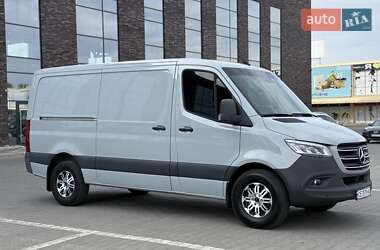 Грузовой фургон Mercedes-Benz Sprinter 2021 в 
