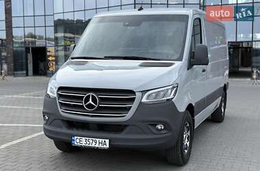 Грузовой фургон Mercedes-Benz Sprinter 2021 в 