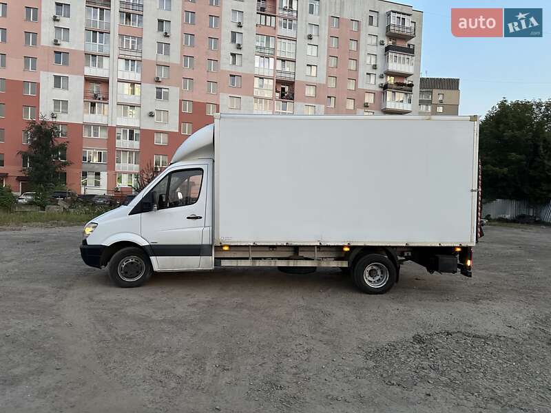Грузовой фургон Mercedes-Benz Sprinter 2012 в Львове