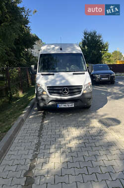 Грузовой фургон Mercedes-Benz Sprinter 2018 в Долине