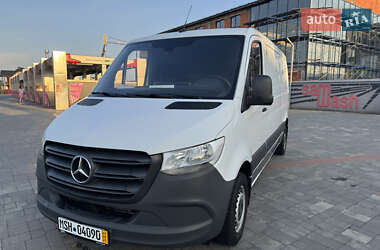 Грузовой фургон Mercedes-Benz Sprinter 2021 в 
