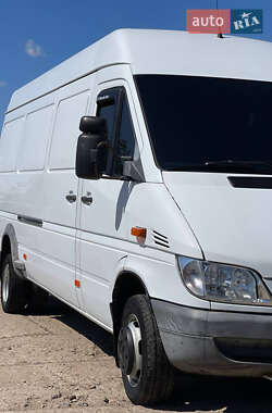 Грузовой фургон Mercedes-Benz Sprinter 2005 в  фото 2 Грузовой фургон Mercedes-Benz Sprinter 2005 в