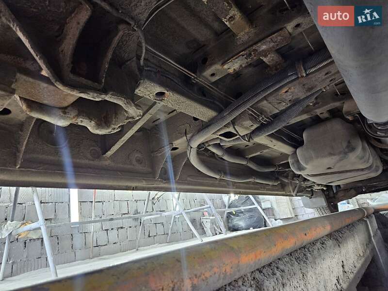 Туристичний / Міжміський автобус Mercedes-Benz Sprinter 2014 в Чернівцях