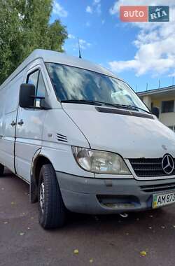 Грузовой фургон Mercedes-Benz Sprinter 2005 в 
