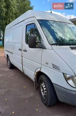 Грузовой фургон Mercedes-Benz Sprinter 2005 в 