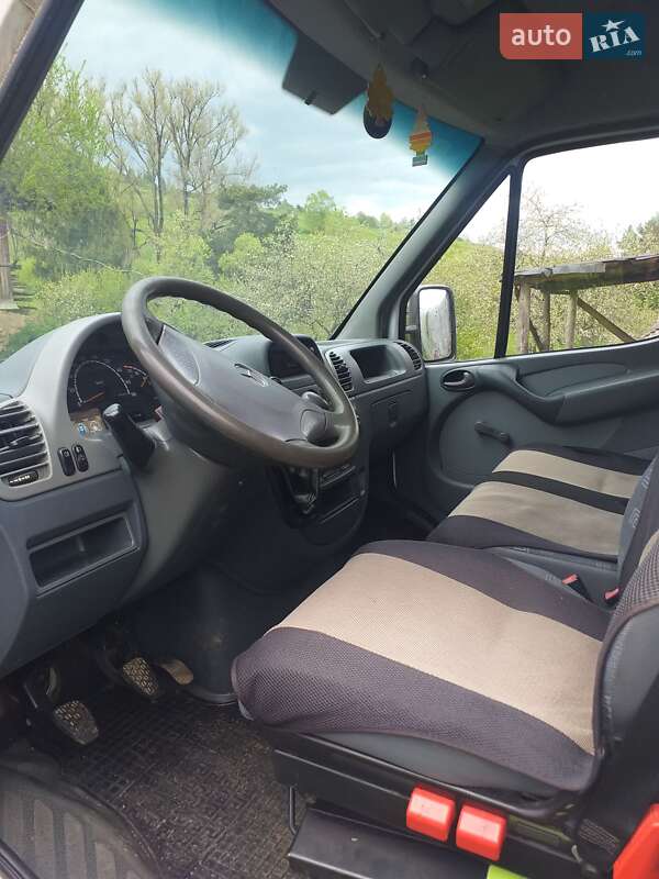 Мікроавтобус Mercedes-Benz Sprinter 2004 в Львові