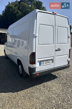 Грузовой фургон Mercedes-Benz Sprinter 2003 в 