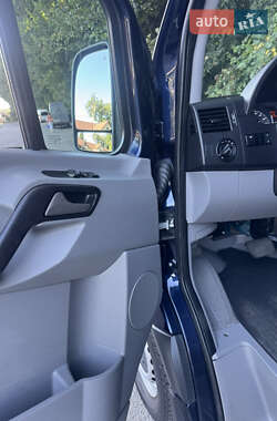 Грузовой фургон Mercedes-Benz Sprinter 2018 в 