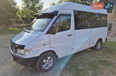 Вантажопасажирський фургон Mercedes-Benz Sprinter 1999 в Чернівцях