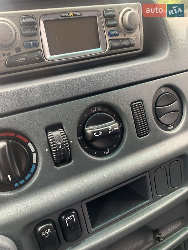 Для перевезення тварин Mercedes-Benz Sprinter 2002 в Бориславі