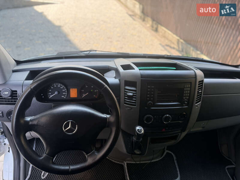 Вантажний фургон Mercedes-Benz Sprinter 2015 в Коломиї фото 19 Вантажний фургон Mercedes-Benz Sprinter 2015 в Коломиї