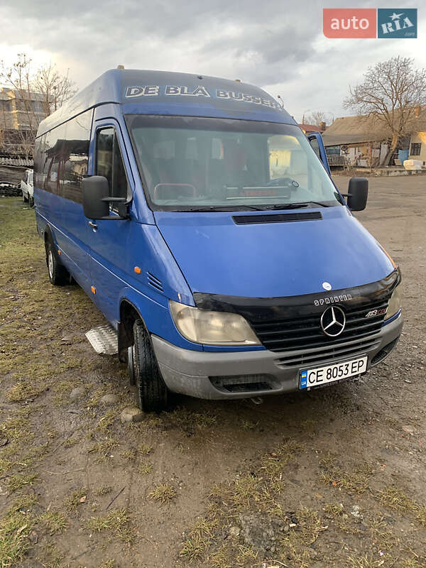 Mercedes-Benz Sprinter 2000