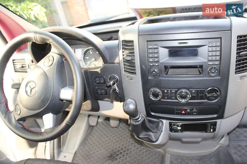 Туристичний / Міжміський автобус Mercedes-Benz Sprinter 2016 в Кривому Розі