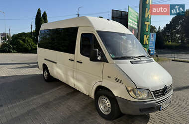 Мікроавтобус Mercedes-Benz Sprinter 2000 в  фото 3 Мікроавтобус Mercedes-Benz Sprinter 2000 в