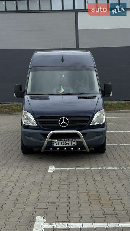Грузопассажирский фургон Mercedes-Benz Sprinter 2006 в Ивано-Франковске