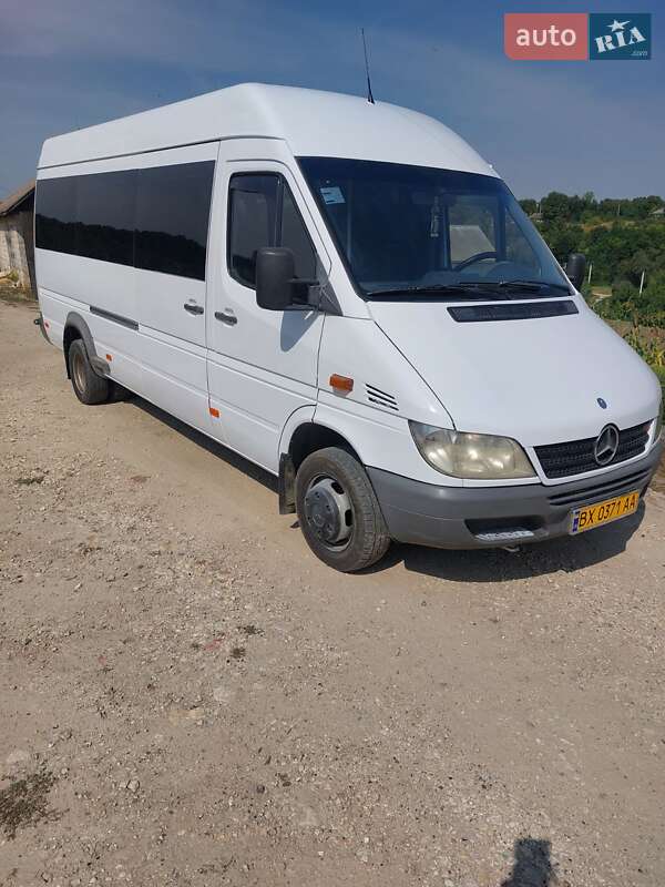 Пригородный автобус Mercedes-Benz Sprinter 2006 в 